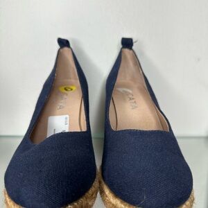 Classic navy linen espadrilles